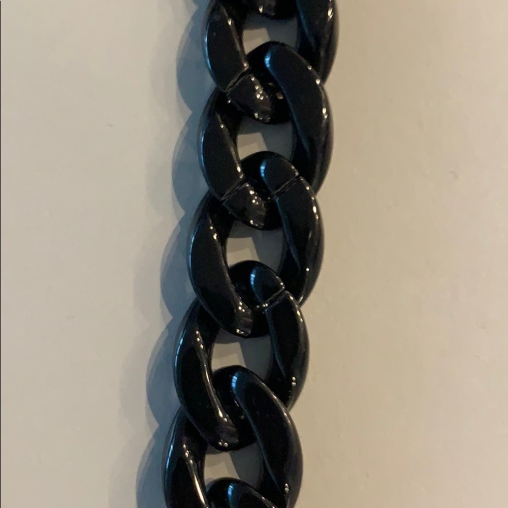 Black Mask Chain - Picture 2 of 2